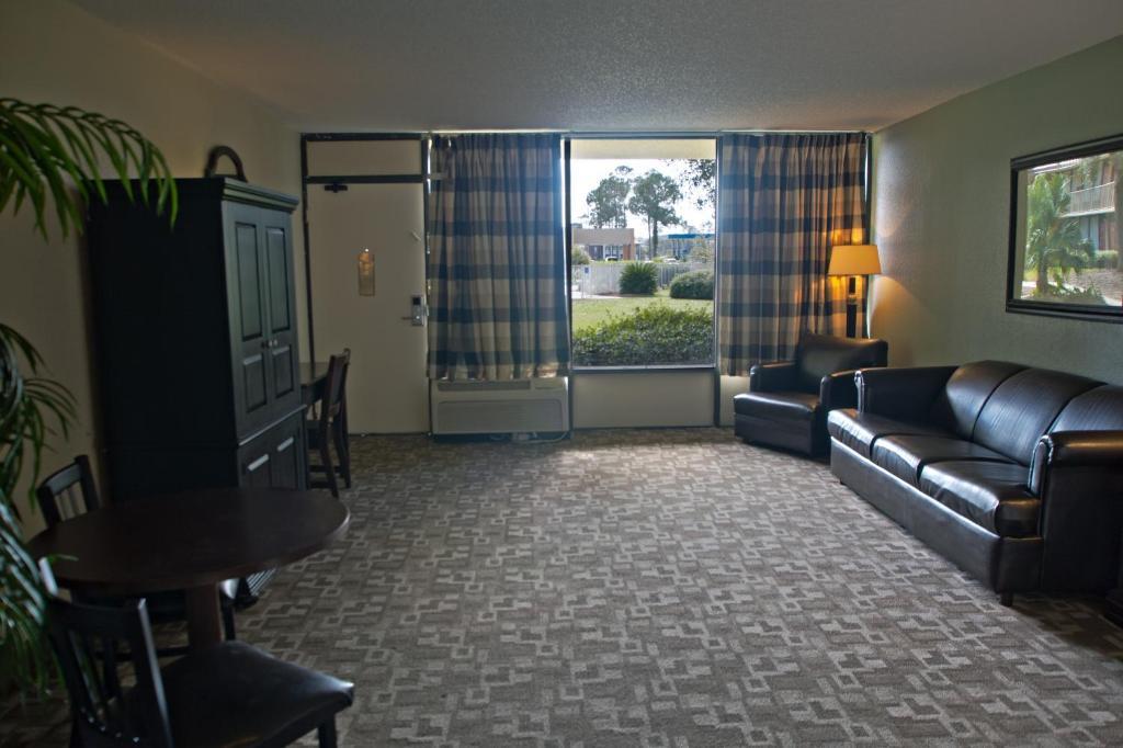 Springfield Hotel And Suites Kingsland Εξωτερικό φωτογραφία
